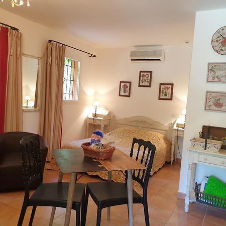 Residence A Merula Calvi  Zewnętrze zdjęcie