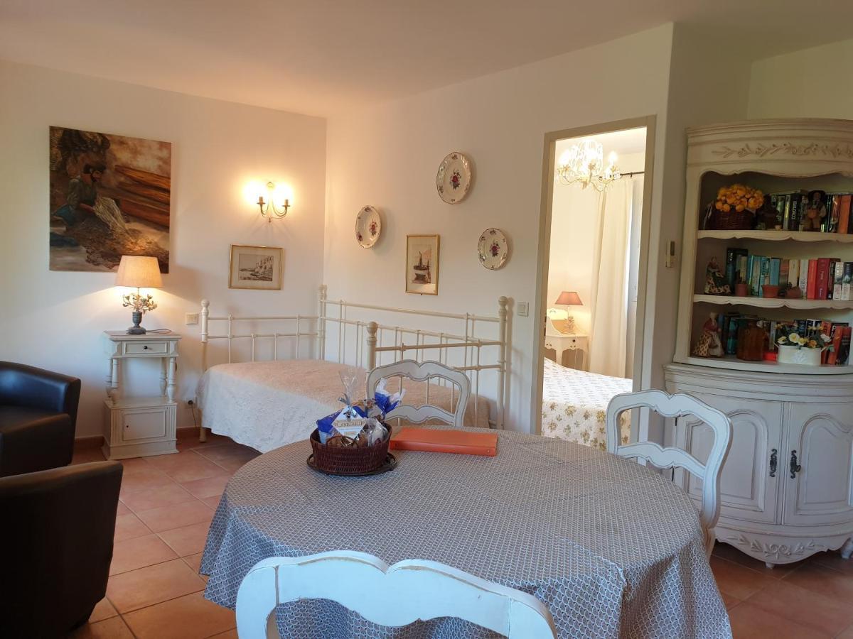 Residence A Merula Calvi  Zewnętrze zdjęcie