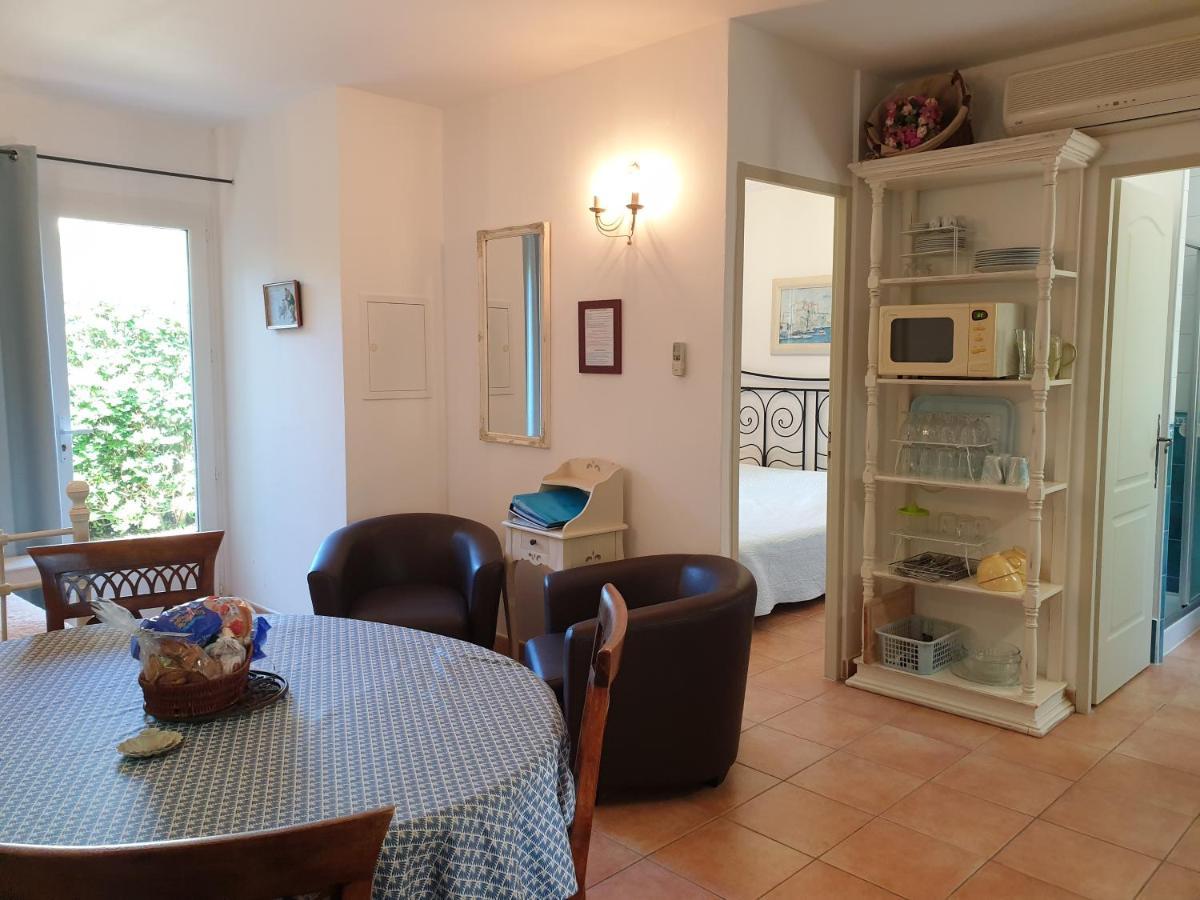 Residence A Merula Calvi  Zewnętrze zdjęcie