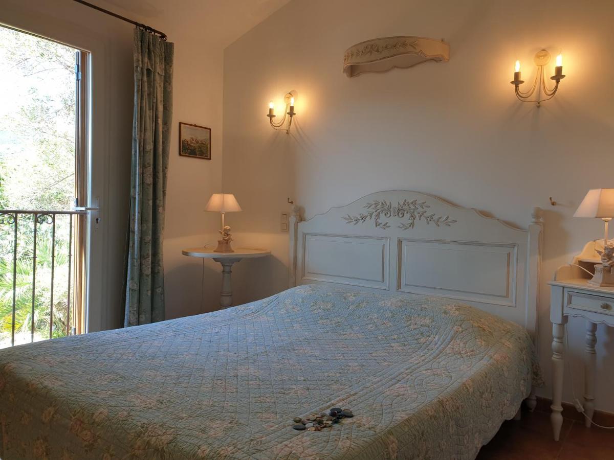 Residence A Merula Calvi  Zewnętrze zdjęcie