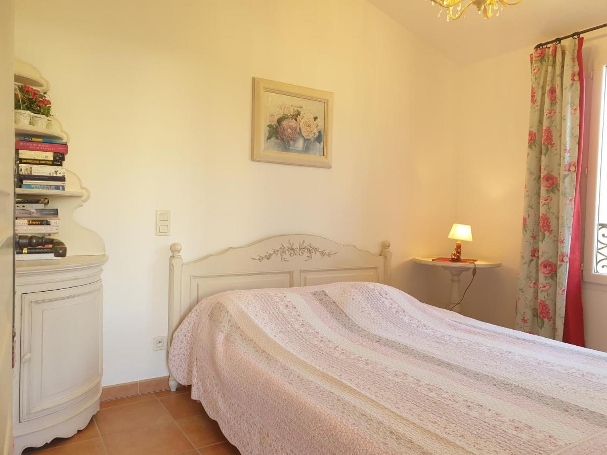 Residence A Merula Calvi  Zewnętrze zdjęcie