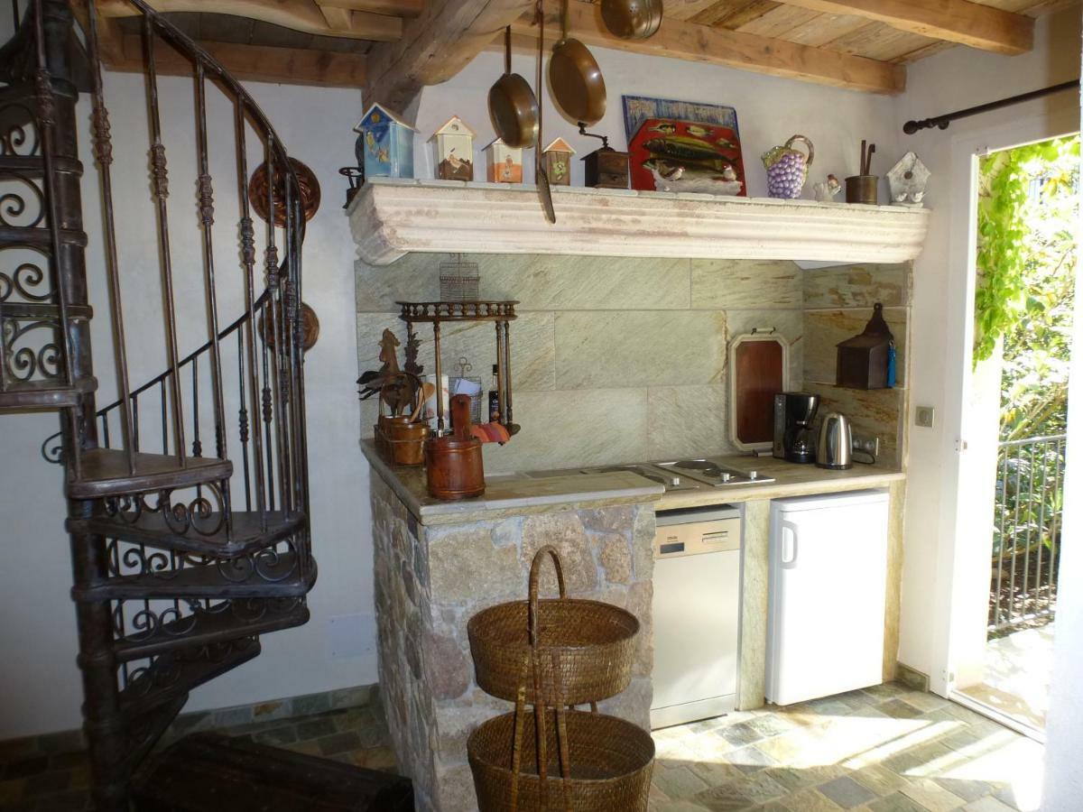Residence A Merula Calvi  Zewnętrze zdjęcie