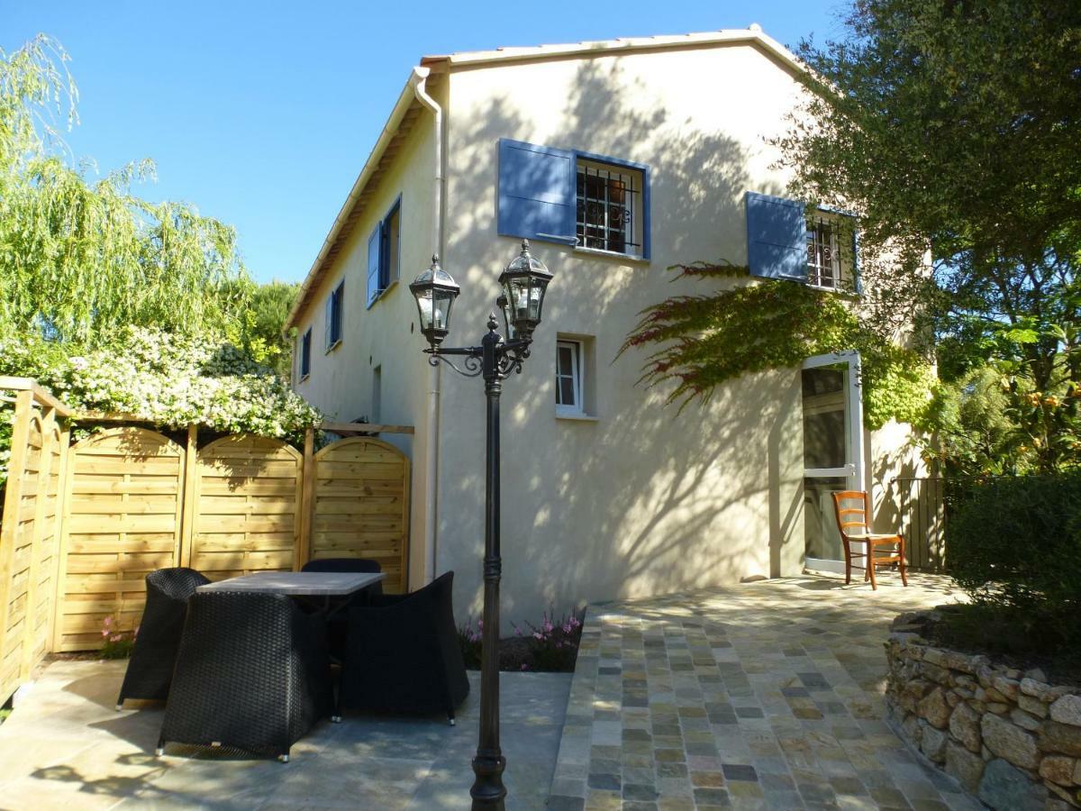 Residence A Merula Calvi  Zewnętrze zdjęcie