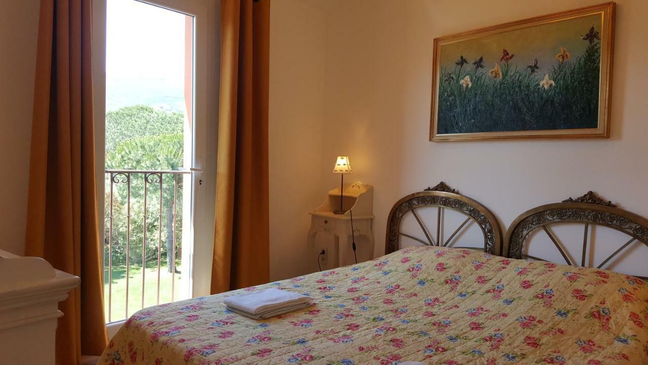 Residence A Merula Calvi  Zewnętrze zdjęcie